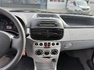 Fiat Punto 1.4-16V Dynamic picture 19