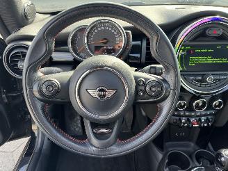 Mini Cooper 1.5 Cooper Marylebone picture 18