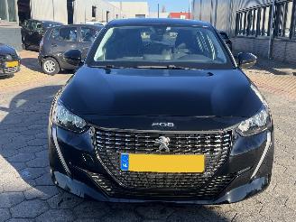 Peugeot 208 1.2 PureTech Active picture 2