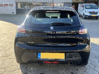 Peugeot 208 1.2 PureTech Active picture 5