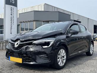 Coche accidentado Renault Clio 1.0 TCe Intens 2019/9