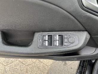 Renault Clio 1.0 TCe Intens picture 15