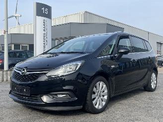 Vaurioauto  passenger cars Opel Zafira 1.4 Turbo Tourer 7persoons 2017/12