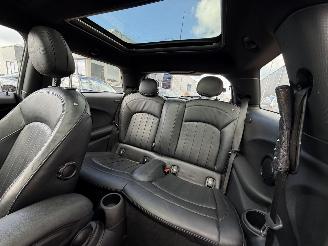 Mini Electric Yours 33 kWh picture 13