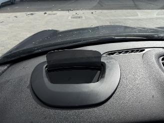 Mini Electric Yours 33 kWh picture 22