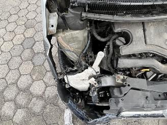 Peugeot 108 1.0 e-VTi Allure picture 8