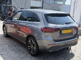 Mercedes B-klasse 250 e Star Edition AMG Line Plus picture 6