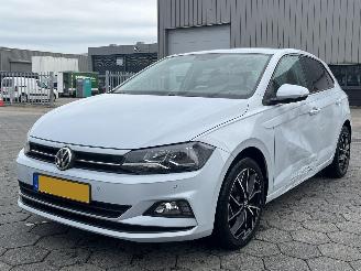 Vaurioauto  passenger cars Volkswagen Polo 1.0 MPI Comfortline 2019/1