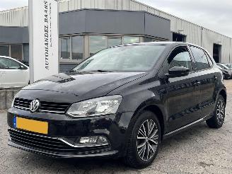 uszkodzony samochody osobowe Volkswagen Polo 1.0 Comfortline Business R 2017/3