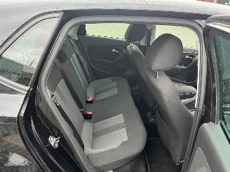 Volkswagen Polo 1.0 Comfortline Business R picture 11