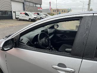 Toyota Yaris 1.5 Hybrid 115 Dynamic picture 10