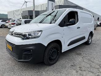 uszkodzony samochody ciężarowe Citroën Berlingo 1.5 BlueHDi 100 S&S L2 2023/10