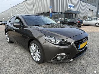Mazda 3 2.0 GT-M picture 3