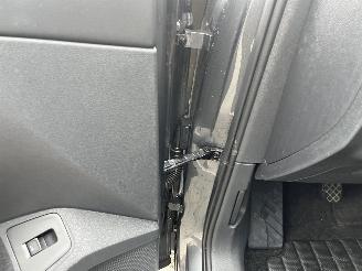 Volkswagen Tiguan 1.5 TSI Comfortline Business picture 10