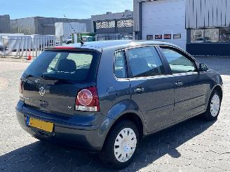 Volkswagen Polo 1.4-16V Comfortline picture 4