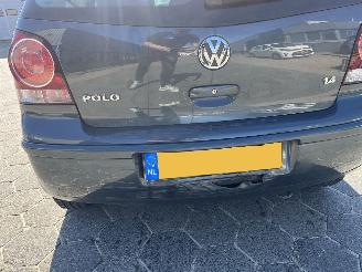 Volkswagen Polo 1.4-16V Comfortline picture 8