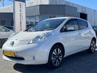 Schadeauto Nissan Leaf Tekna 24 kWh 2015/9