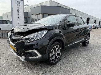 Unfallwagen Renault Captur Automaat 1.3 TCe Initiale Paris 2019/11