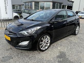 Schadeauto Hyundai I-30 1.6 GDI Business Edition 2012/4