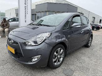 krockskadad bil auto Hyundai Ix20 1.4i Go! 2016/9