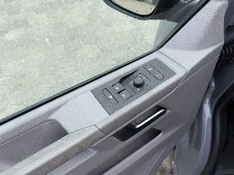 Volkswagen Transporter 150 PK Edition Autom picture 12