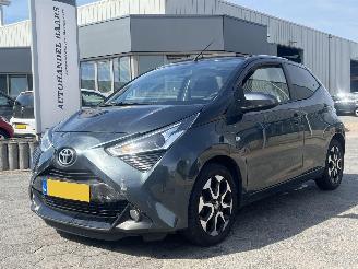 Unfallwagen Toyota Aygo 1.0 VVT-i x-cite 2019/6