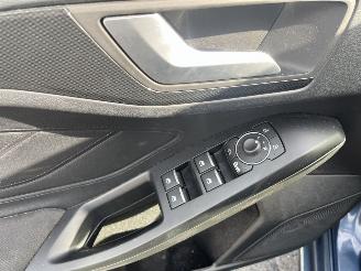 Ford Focus 1.0 EcoBoost 155PK Hybrid ST Line X Business picture 16