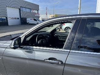 BMW 3-serie 320i Edition Luxury Line Purity Executive picture 8