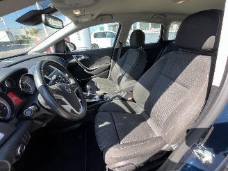 Opel Astra Sports Tourer 1.6 Turbo Sport picture 11