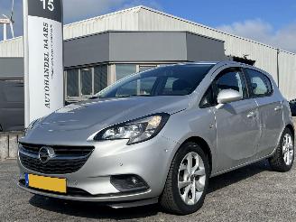 Vaurioauto  passenger cars Opel Corsa 1.4 Edition 2016/9