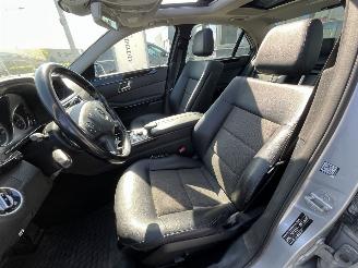 Mercedes E-klasse 300 CDI Avantgarde AUTOMAAT PANO picture 14