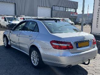 Mercedes E-klasse 300 CDI Avantgarde AUTOMAAT PANO picture 6