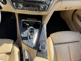 BMW 3-serie 320i High Executive picture 19