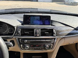 BMW 3-serie 320i High Executive picture 18