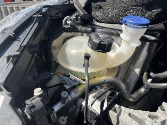 Peugeot 208 1.2 PureTech Blue Lease Executive picture 8