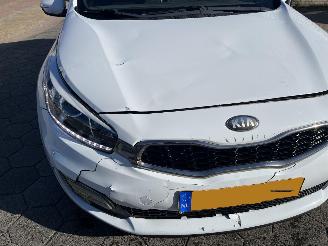 Kia Cee d 1.6 GDI Business Pack picture 12