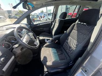 Opel Zafira 1.8 Cosmo picture 13