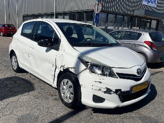 Toyota Yaris 1.0 VVT-i Aspiration picture 3