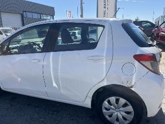 Toyota Yaris 1.0 VVT-i Aspiration picture 10