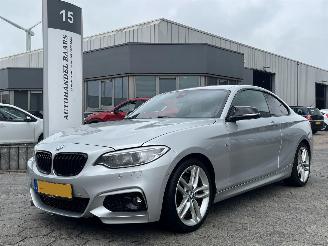 Voiture accidenté BMW 2-serie Coupé 220i M Sport 2015/7