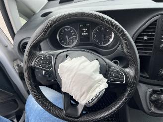 Mercedes Vito 114 CDI Lang picture 16