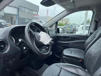 Mercedes Vito 114 CDI Lang picture 13