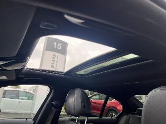 BMW 3-serie 330i High Executive AUTOMAAT picture 17