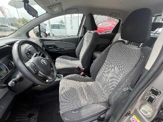 Toyota Yaris 1.5 Hybrid Lease picture 12
