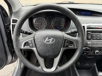Hyundai I-20 1.2i First Edition picture 17