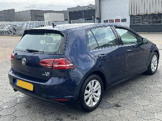 Volkswagen Golf 1.0 TSI Connected Series picture 4