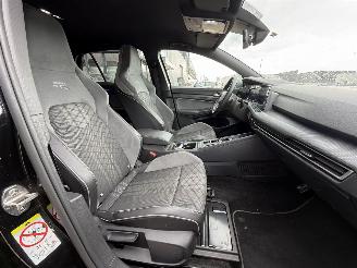 Volkswagen Golf 1.5 eTSI R-Line picture 14