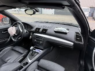 BMW 1-serie Cabrio 120i AUTOM High Executive picture 15