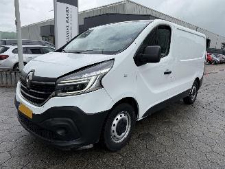 dañado vehículos comerciales Renault Trafic 2.0 dCi 145PK Automaat T29 L1H1 Comfort 2021/12