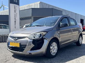 skadebil auto Hyundai I-20 1.2i i-Drive 2012/8